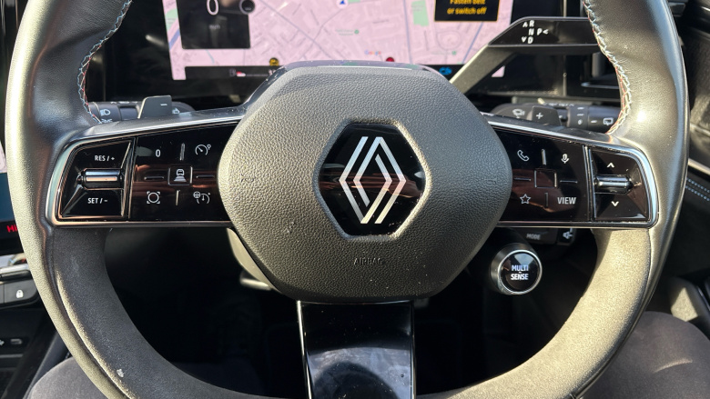 Renault Austral E-Tech FHEV Iconic Esprit Alpine 5dr Auto 4C Hybrid Estate